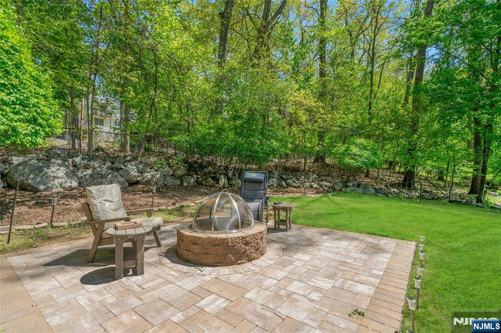 109 Malcolm Road Mahwah, NJ 07430 - Photo 41 of 43