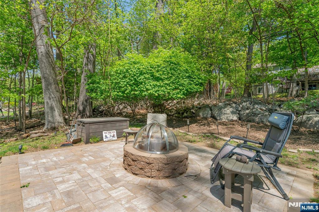 109 Malcolm Road Mahwah, NJ 07430 - Photo 42 of 43