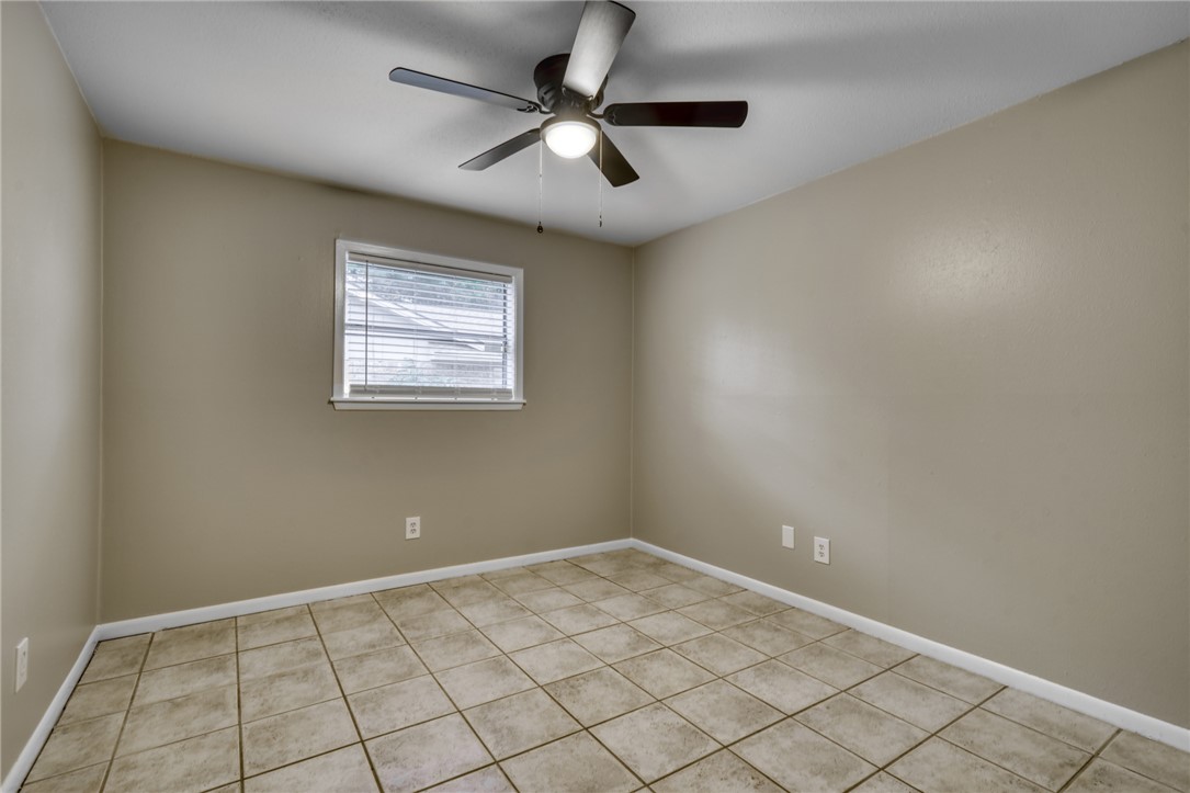 1212 Ridgefield Circle South College Station, TX 77840 - Photo 19 of 23