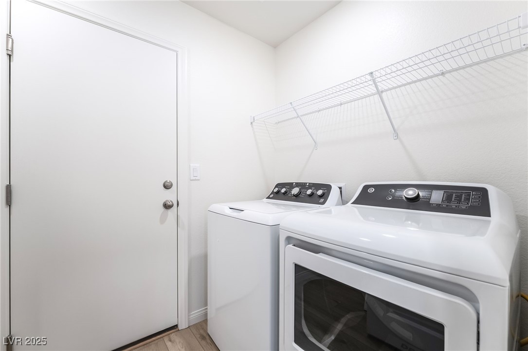 3895 Riley Rose Avenue Las Vegas, NV 89139 - Photo 14 of 22