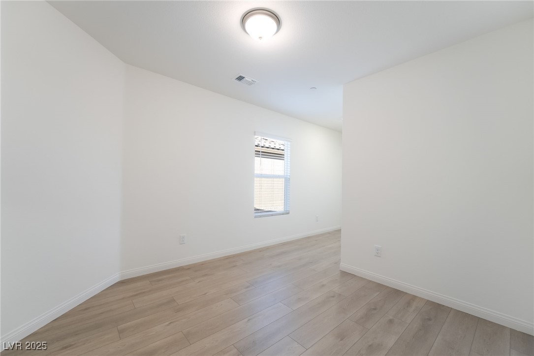 3895 Riley Rose Avenue Las Vegas, NV 89139 - Photo 10 of 22