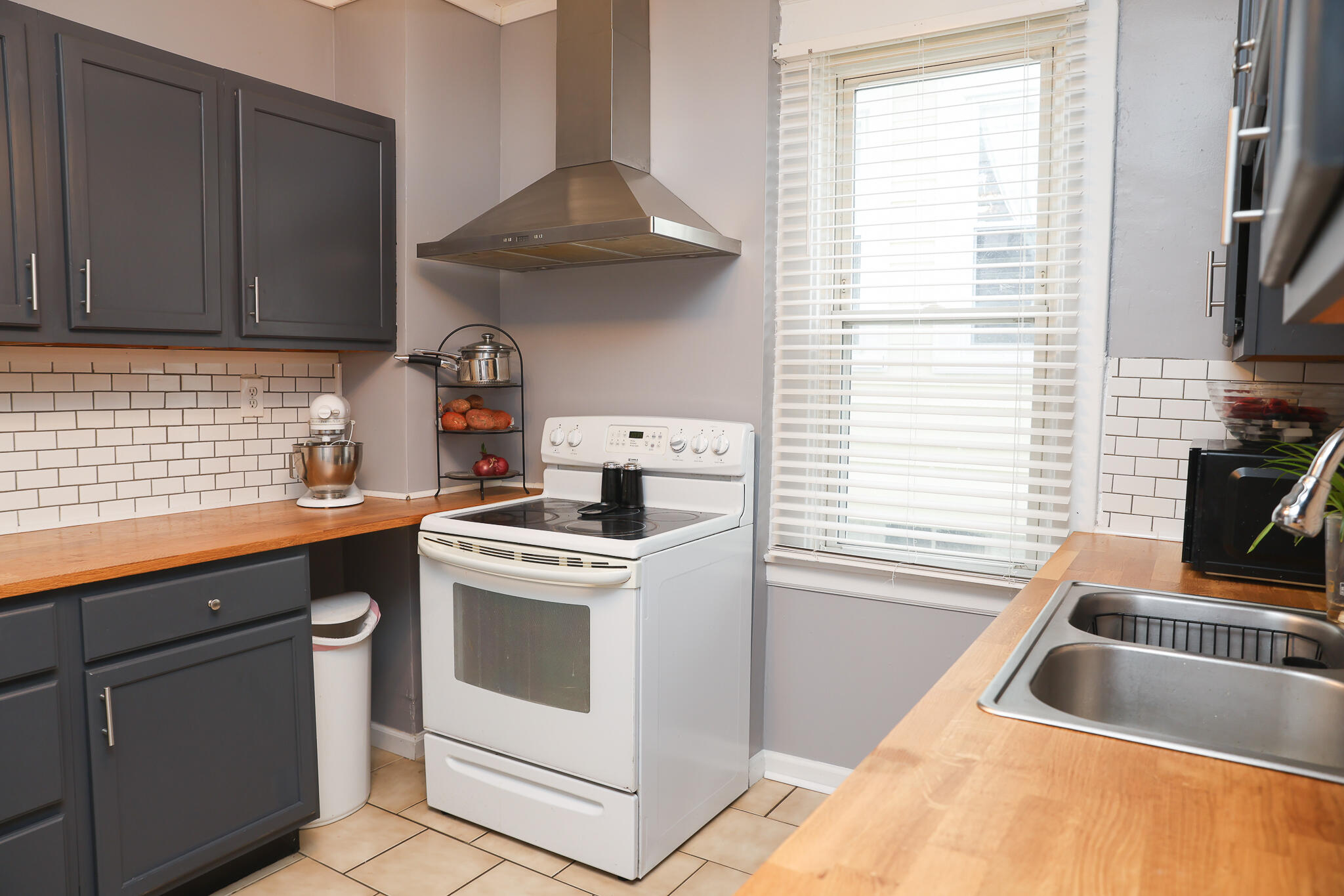 2011 Howell Street Covington, KY 41014 - Photo 11 of 32 Gallery Image 11