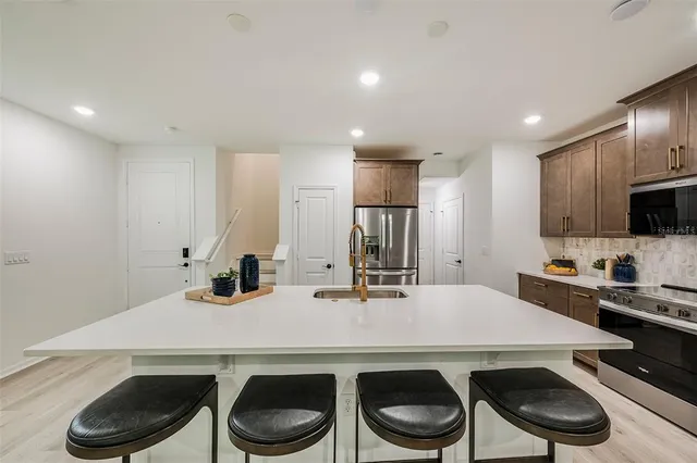 $481,270 | 1669 Greenleaf Wds Cove, Oviedo, FL 32765