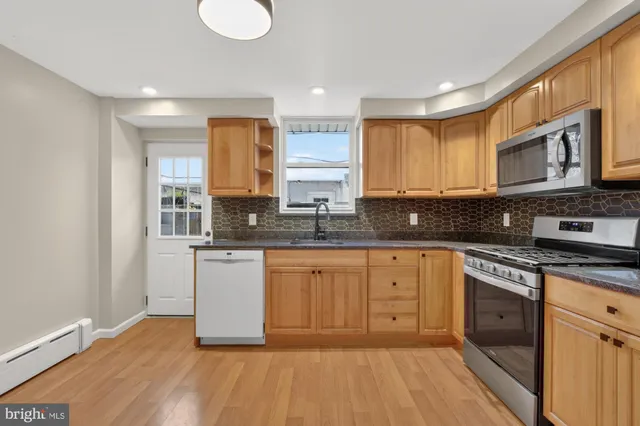 $2,395 | 1908 South Jessup Street, Philadelphia, PA 19148