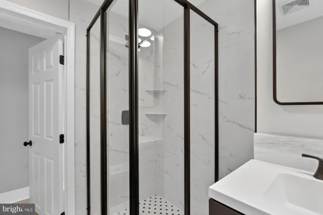 $2,395 | 1908 South Jessup Street, Philadelphia, PA 19148