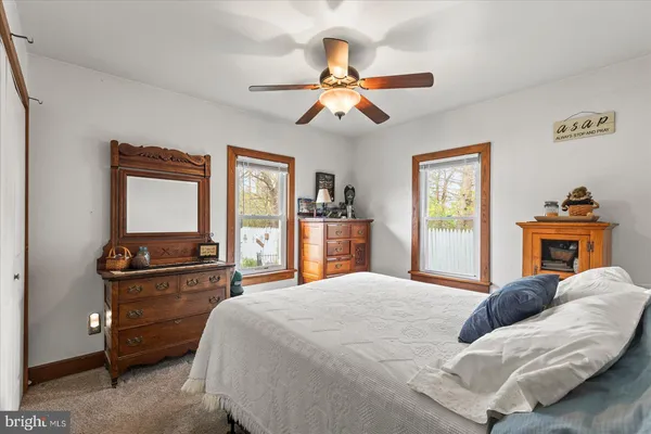 $260,000 | 318 West High Street, New Oxford, PA 17350