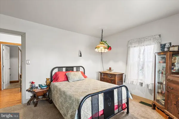 $260,000 | 318 West High Street, New Oxford, PA 17350
