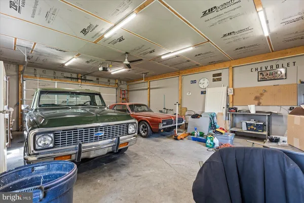 $260,000 | 318 West High Street, New Oxford, PA 17350