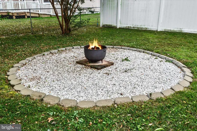 $325,000 | 314 Lafayette Street, Colonial Beach, VA 22443