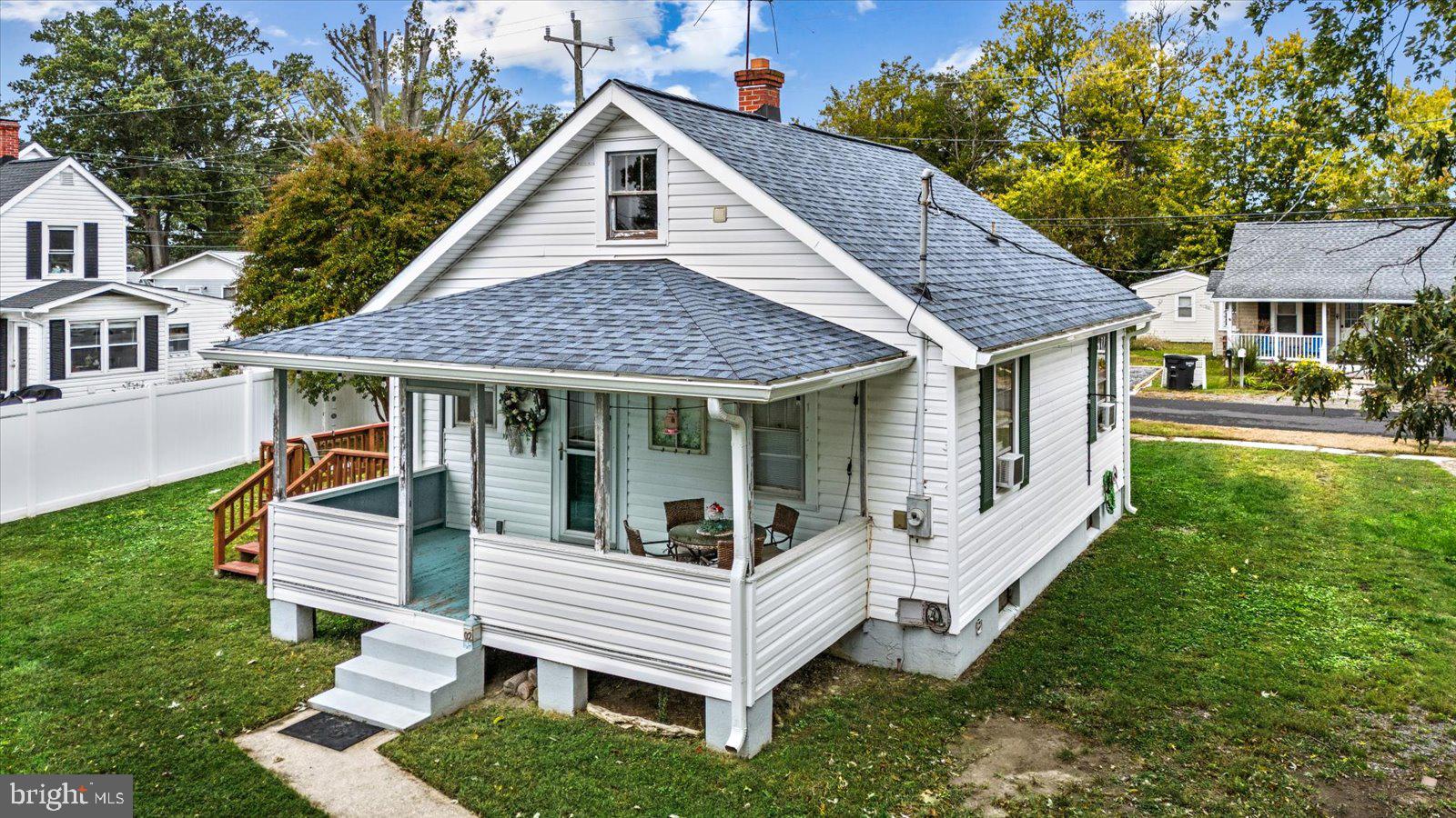 314 Lafayette Street Colonial Beach, VA 22443 - Photo 31 of 41 a view of a house with a yard