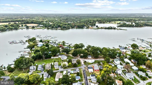 $325,000 | 314 Lafayette Street, Colonial Beach, VA 22443