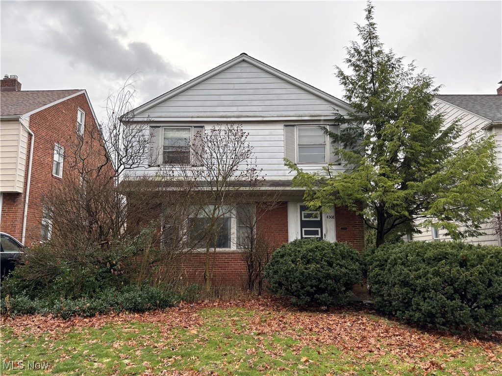 4308 Silsby Road University Heights, OH 44118 - Photo 1 of 28 View of front facade