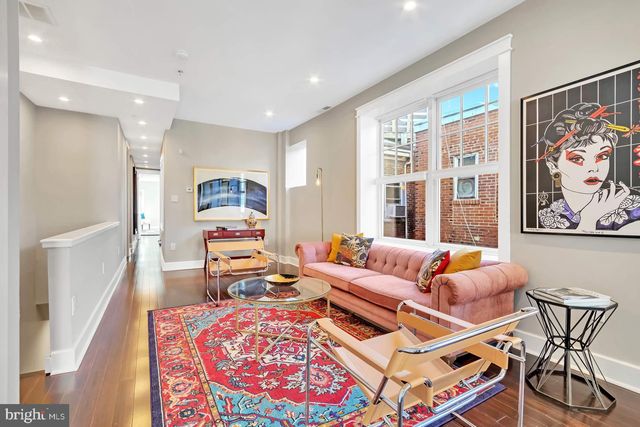 $600,000 | 521 Pine Street, Unit 3, Philadelphia, PA 19106