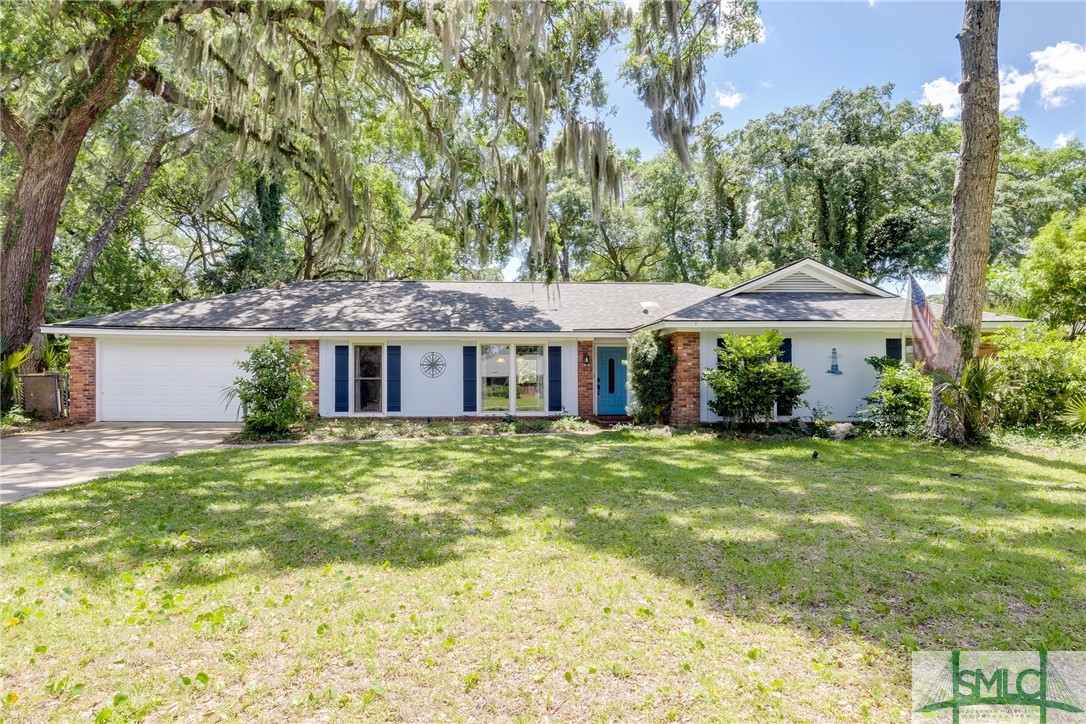 111 Chatsworth Road Savannah, GA 31410 - Photo 1 of 41