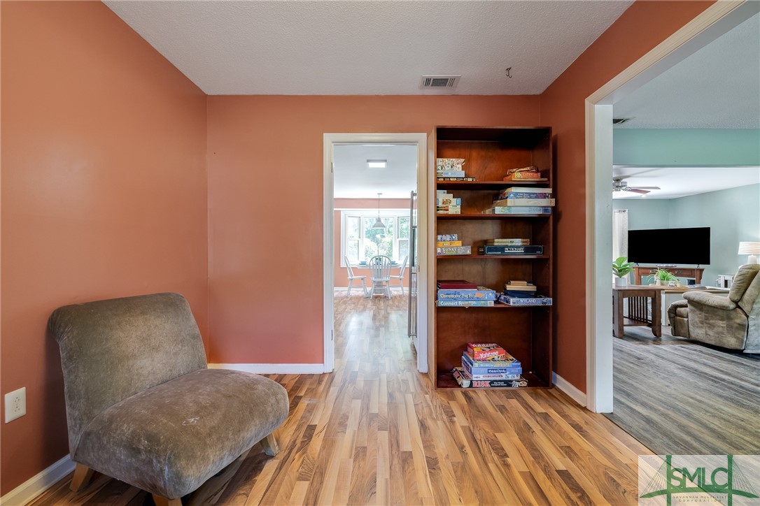 111 Chatsworth Road Savannah, GA 31410 - Photo 11 of 41