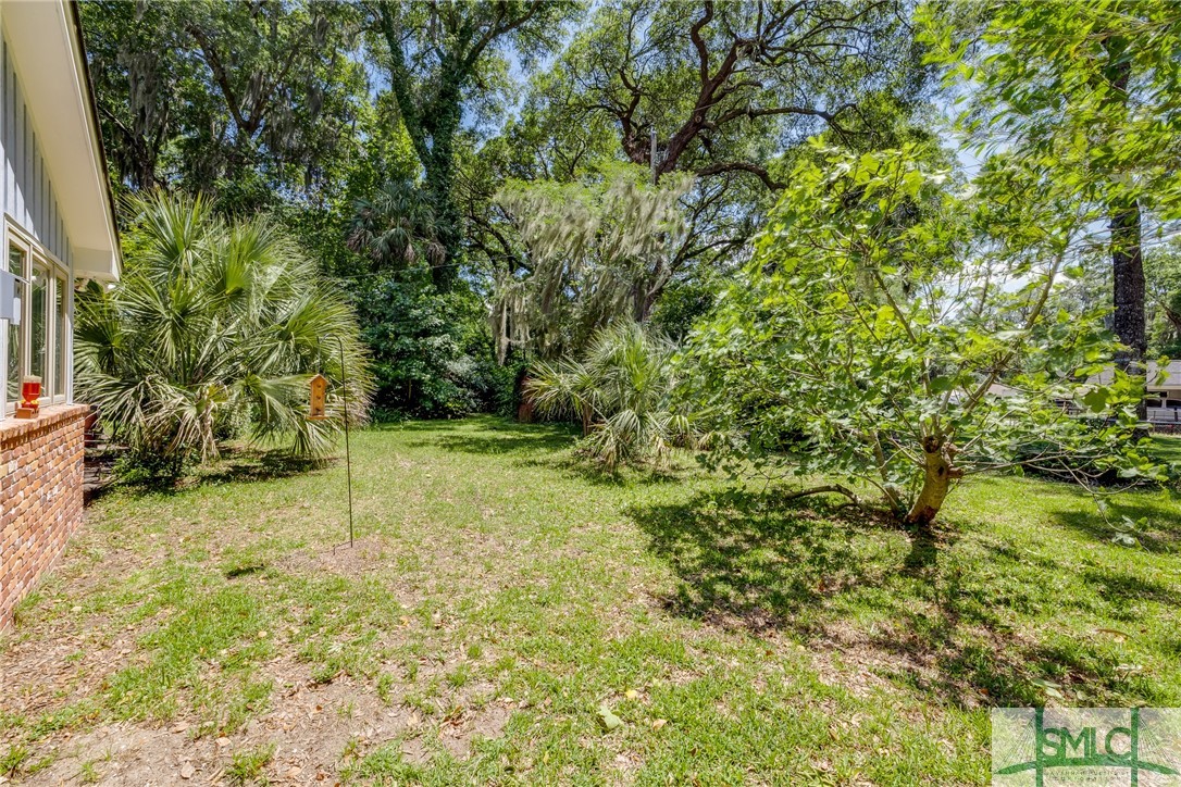 111 Chatsworth Road Savannah, GA 31410 - Photo 35 of 41