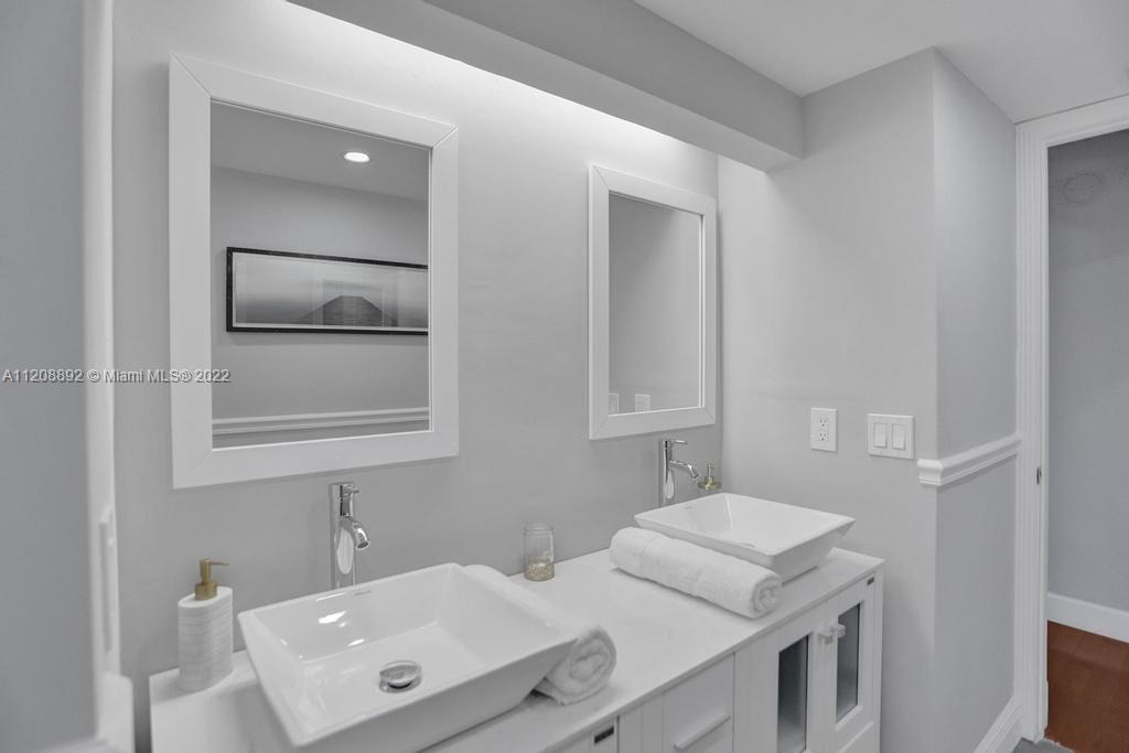 960 Northwest 4th Court Boca Raton, FL 33432 - Photo 63 of 75
