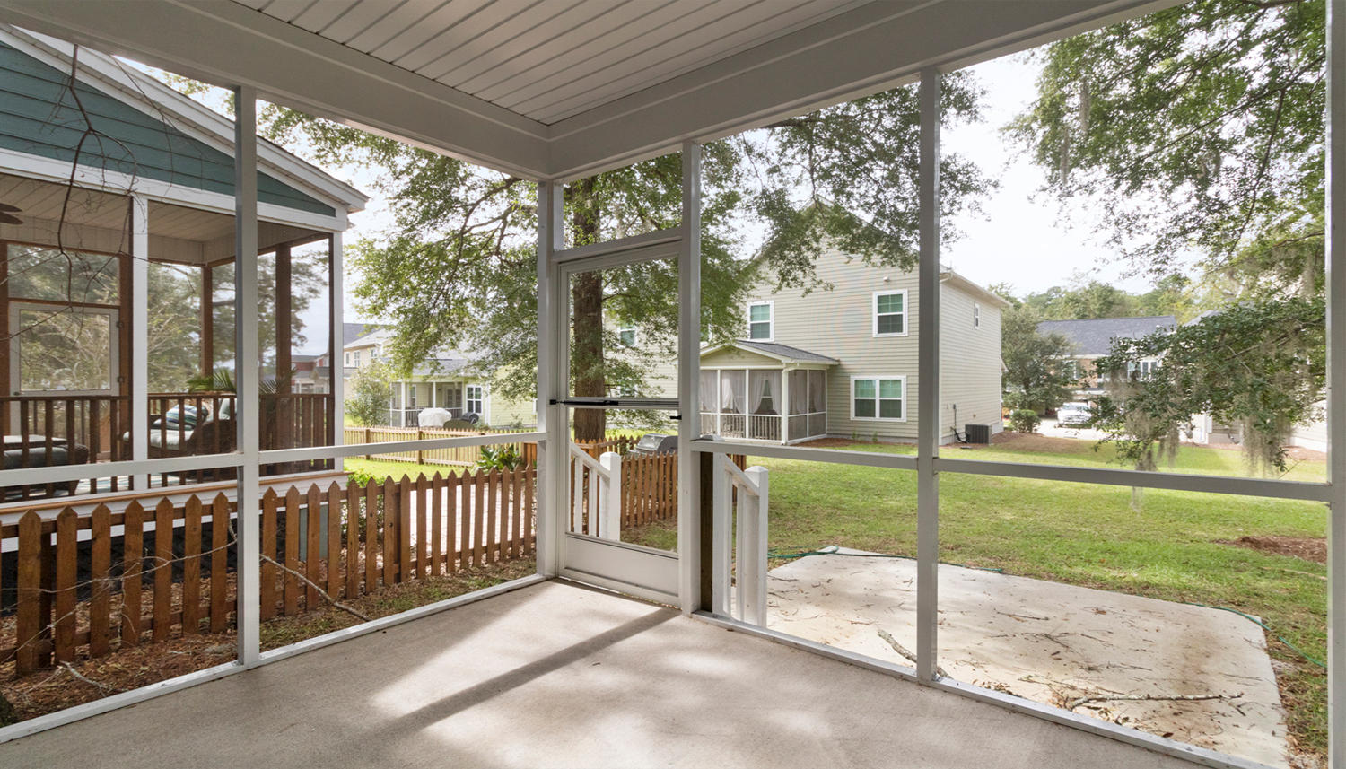 110 Ashley Bluffs Road Summerville, SC 29485 - Photo 34 of 46 110 Ashley Bluffs Rd Screened Porch