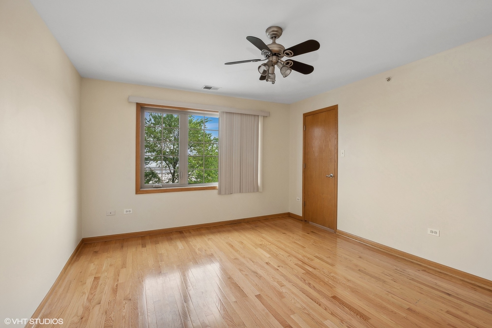 10538 SW Highway, Unit 403B Chicago Ridge, IL 60415 - Photo 8 of 14 Gallery Image 8