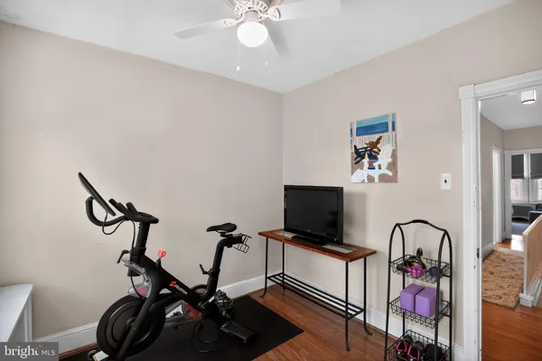 $424,900 | 132 East Hartwell Lane, Philadelphia, PA 19118
