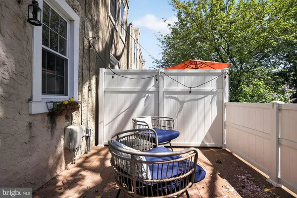 $424,900 | 132 East Hartwell Lane, Philadelphia, PA 19118