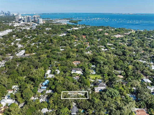 $5,895,000 | 3670 Avocado Avenue, Miami, FL 33133