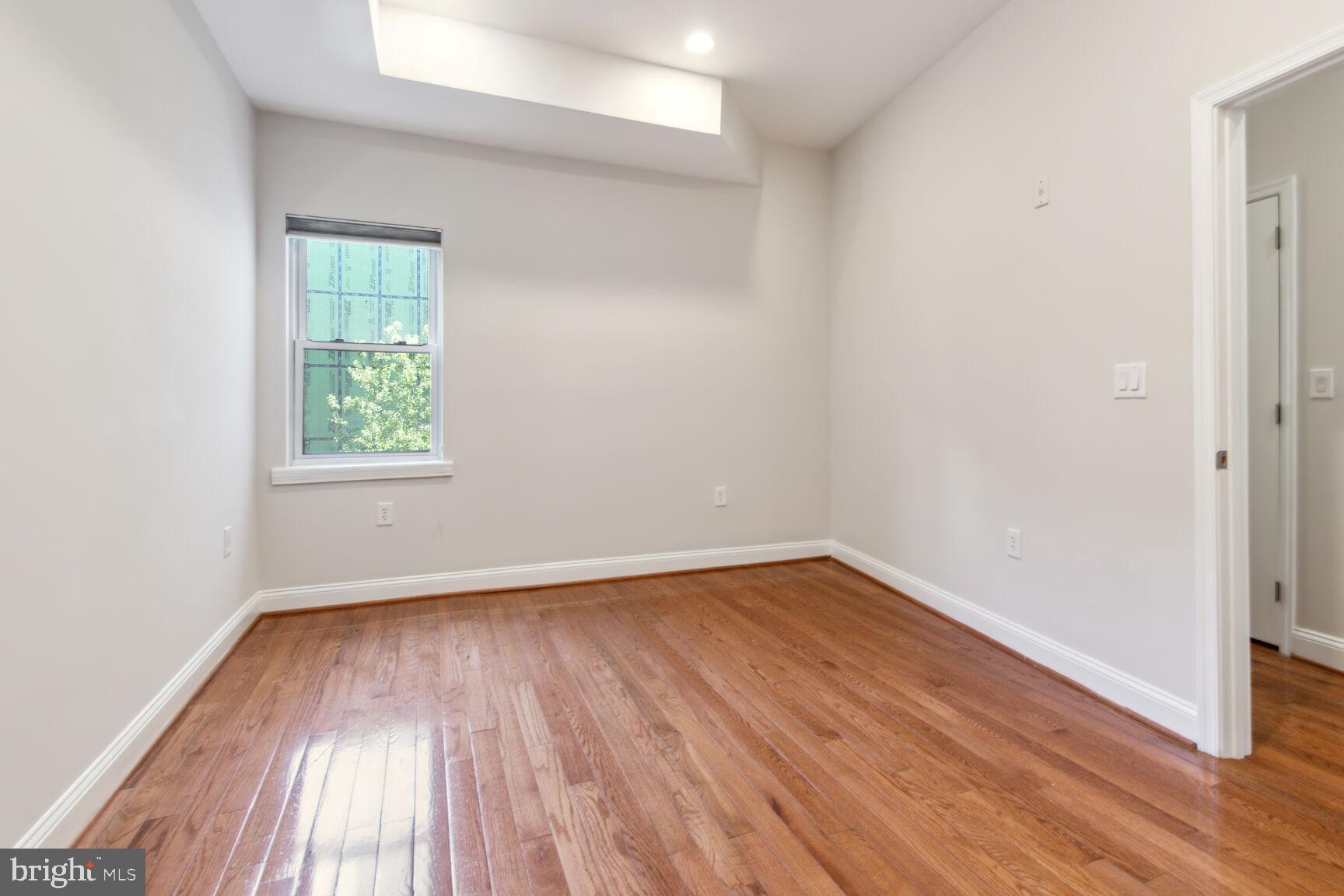 1006 M Street Northwest, Unit 3 Washington, DC 20001 - Photo 25 of 35
