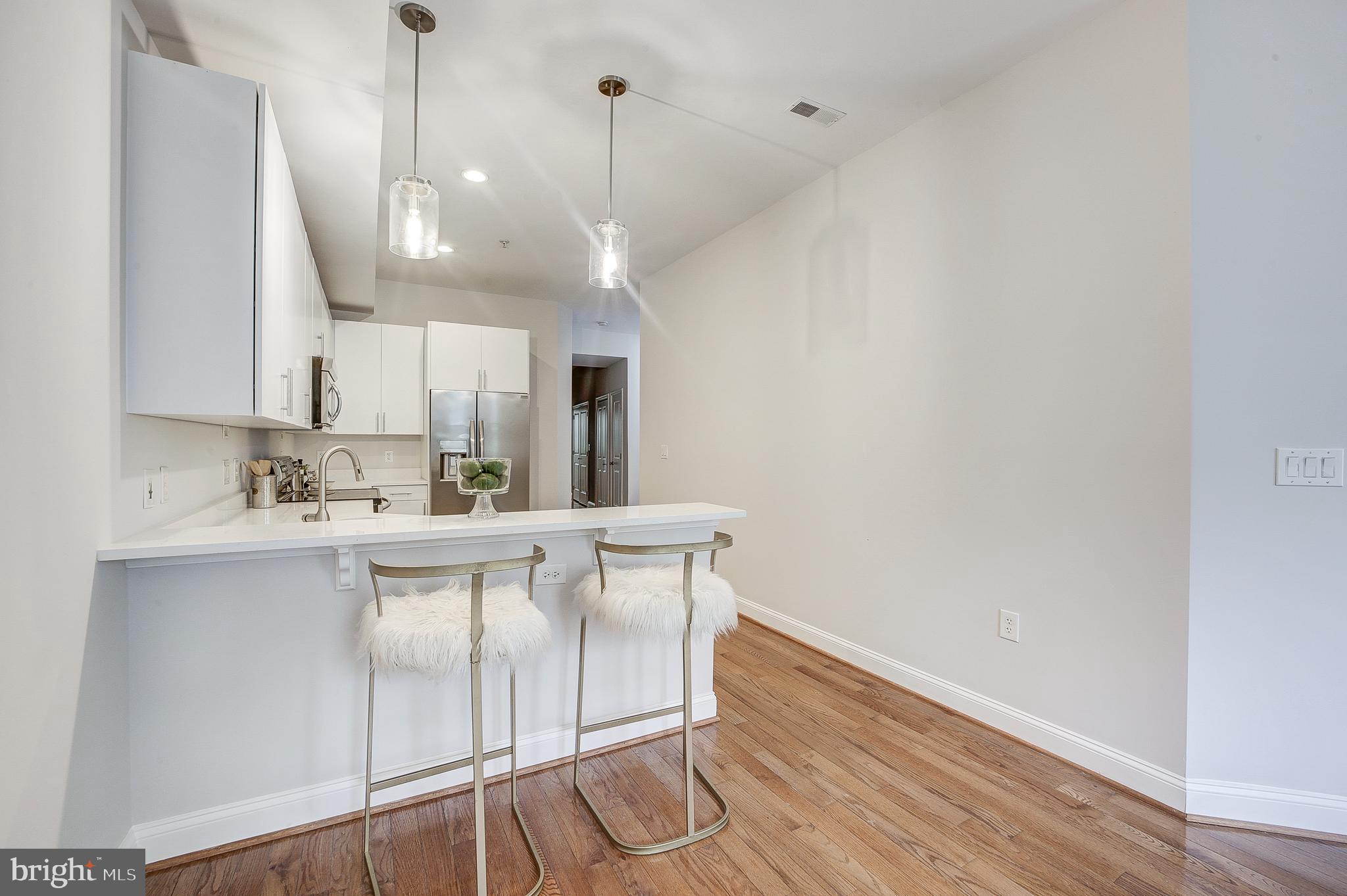 1006 M Street Northwest, Unit 3 Washington, DC 20001 - Photo 9 of 35