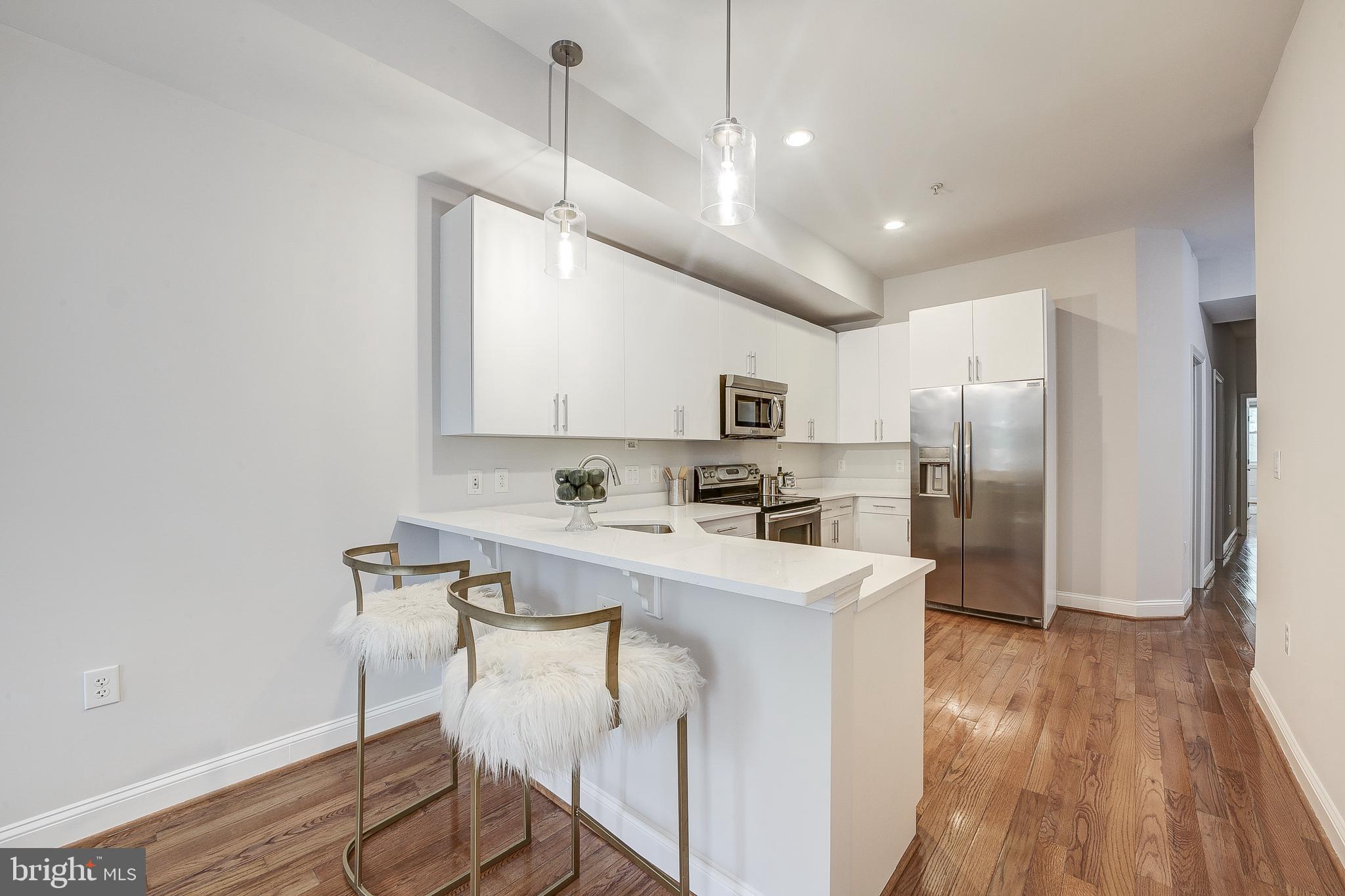 1006 M Street Northwest, Unit 3 Washington, DC 20001 - Photo 10 of 35
