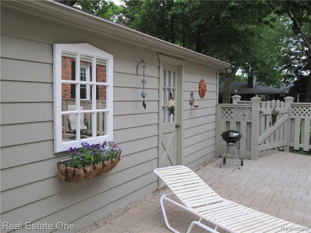 3555 Kenmore Road Berkley, MI 48072 - Photo 14 of 31