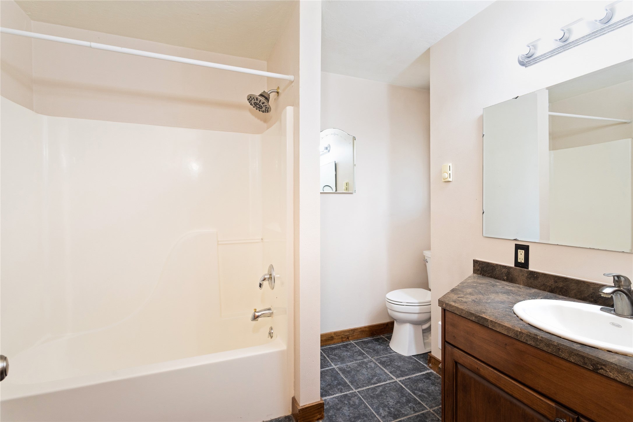 41187 Tower Road Polson, MT 59860 - Photo 10 of 33 Gallery Image 10