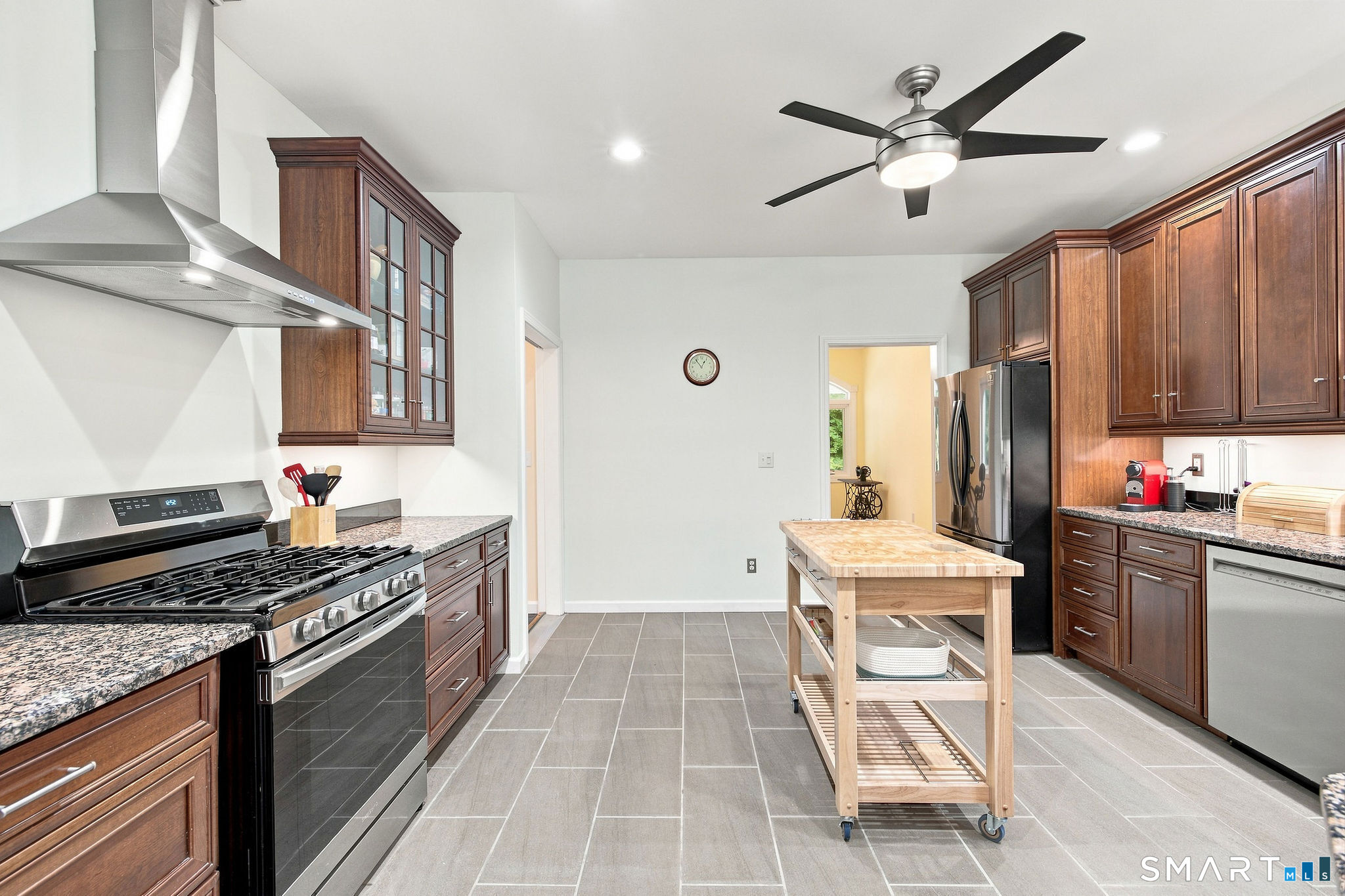 9 A New Bridge Road Brookfield, CT 06804 - Photo 15 of 40 Gallery Image 15