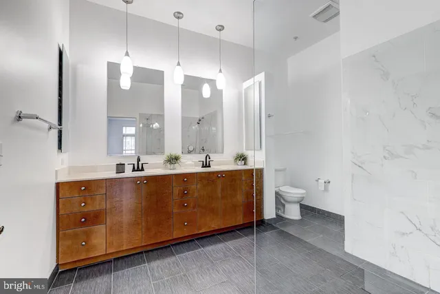 $320,000 | 1209 North Charles Street, Unit 319, Baltimore, MD 21201