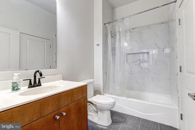 $320,000 | 1209 North Charles Street, Unit 319, Baltimore, MD 21201