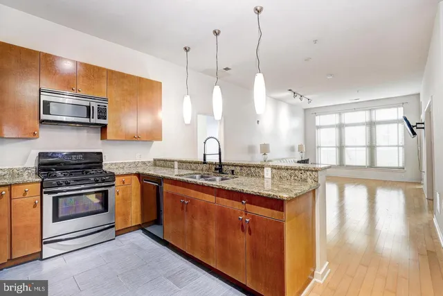 $320,000 | 1209 North Charles Street, Unit 319, Baltimore, MD 21201
