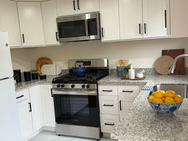 $438,000 | 1422 North Oak Street, Calistoga, CA 94515