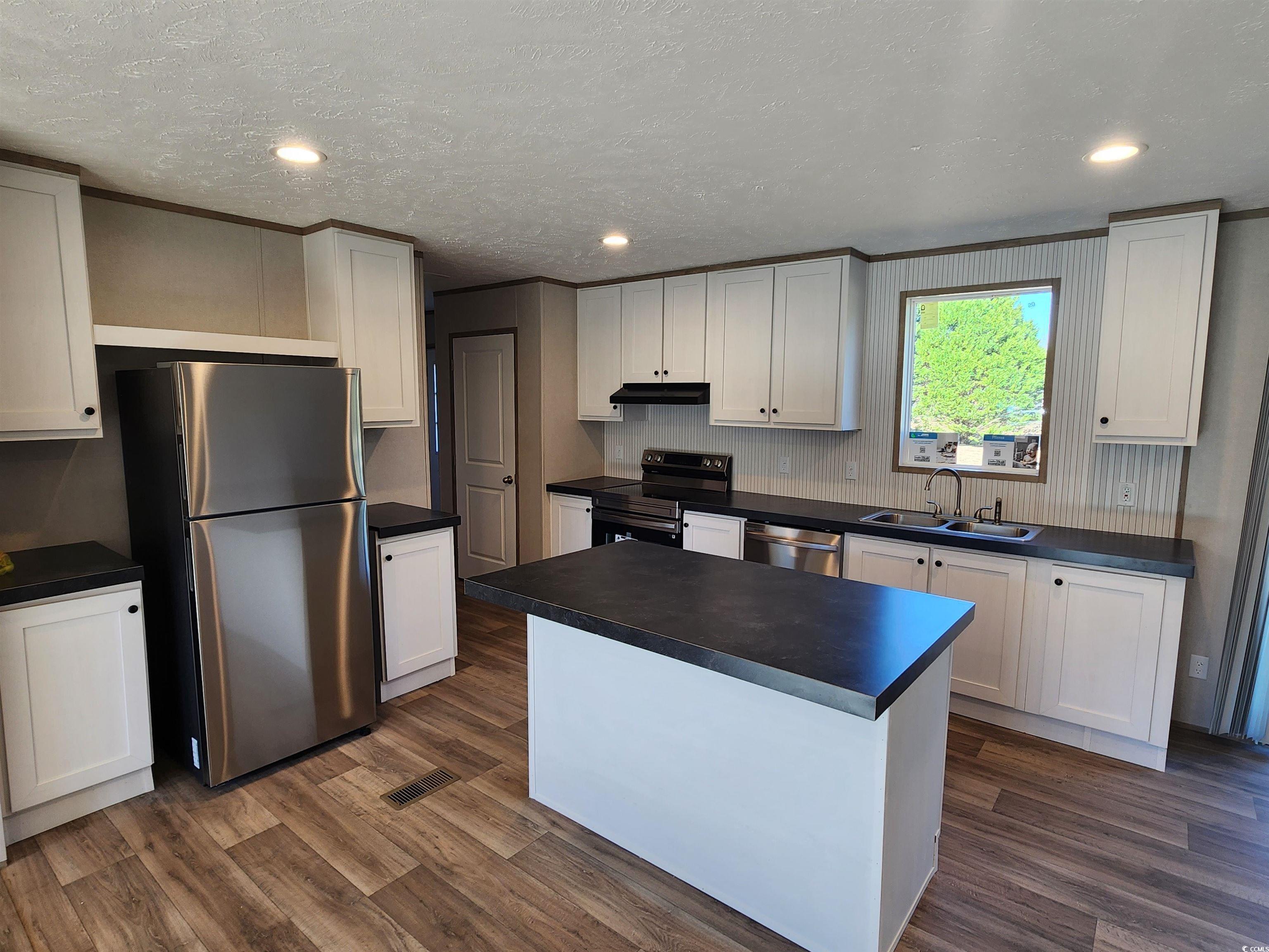 2006 Warren's Loop Marion, SC 29571 - Photo 5 of 18