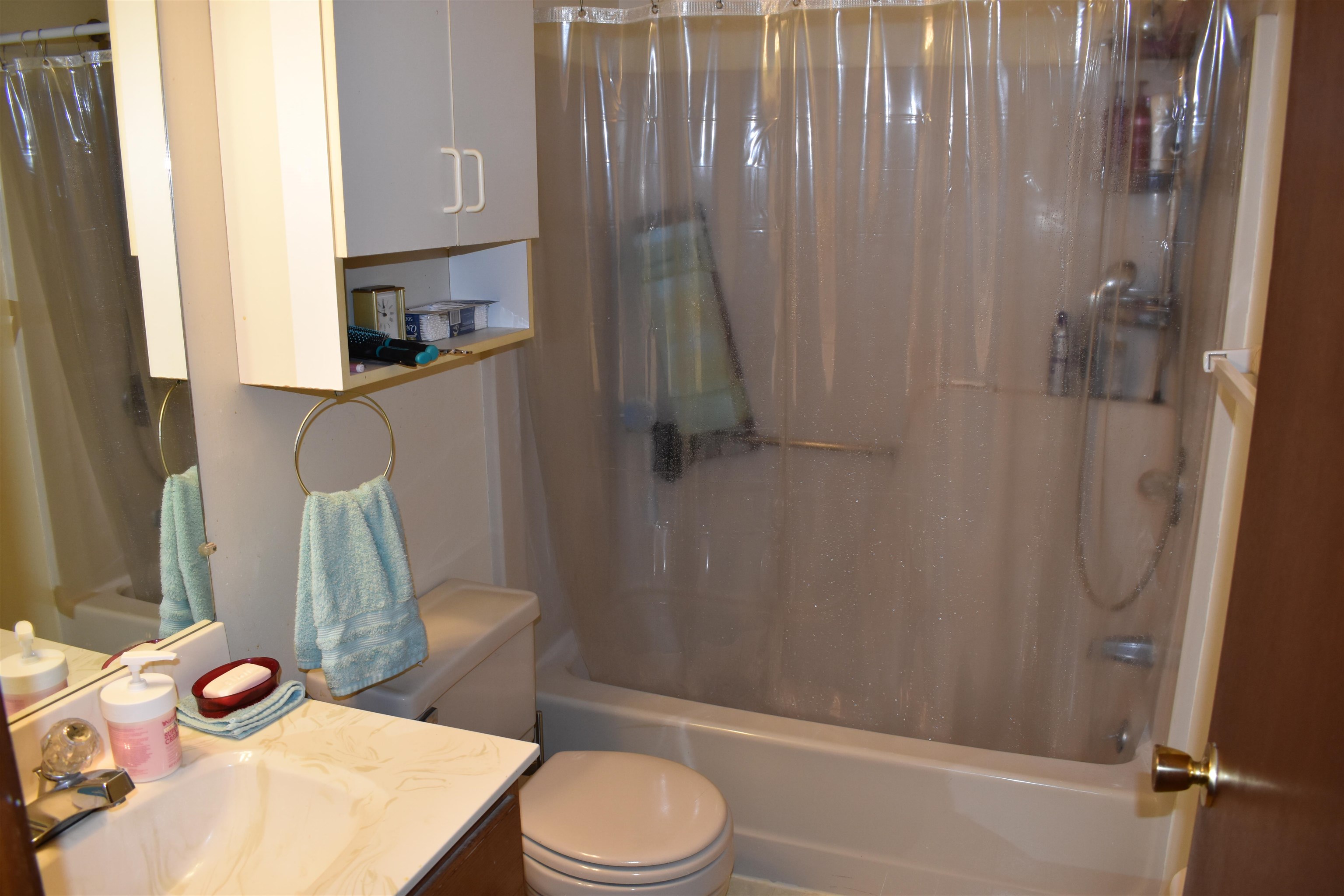 62 Wheelock Street Manchester, NH 03102 - Photo 12 of 14