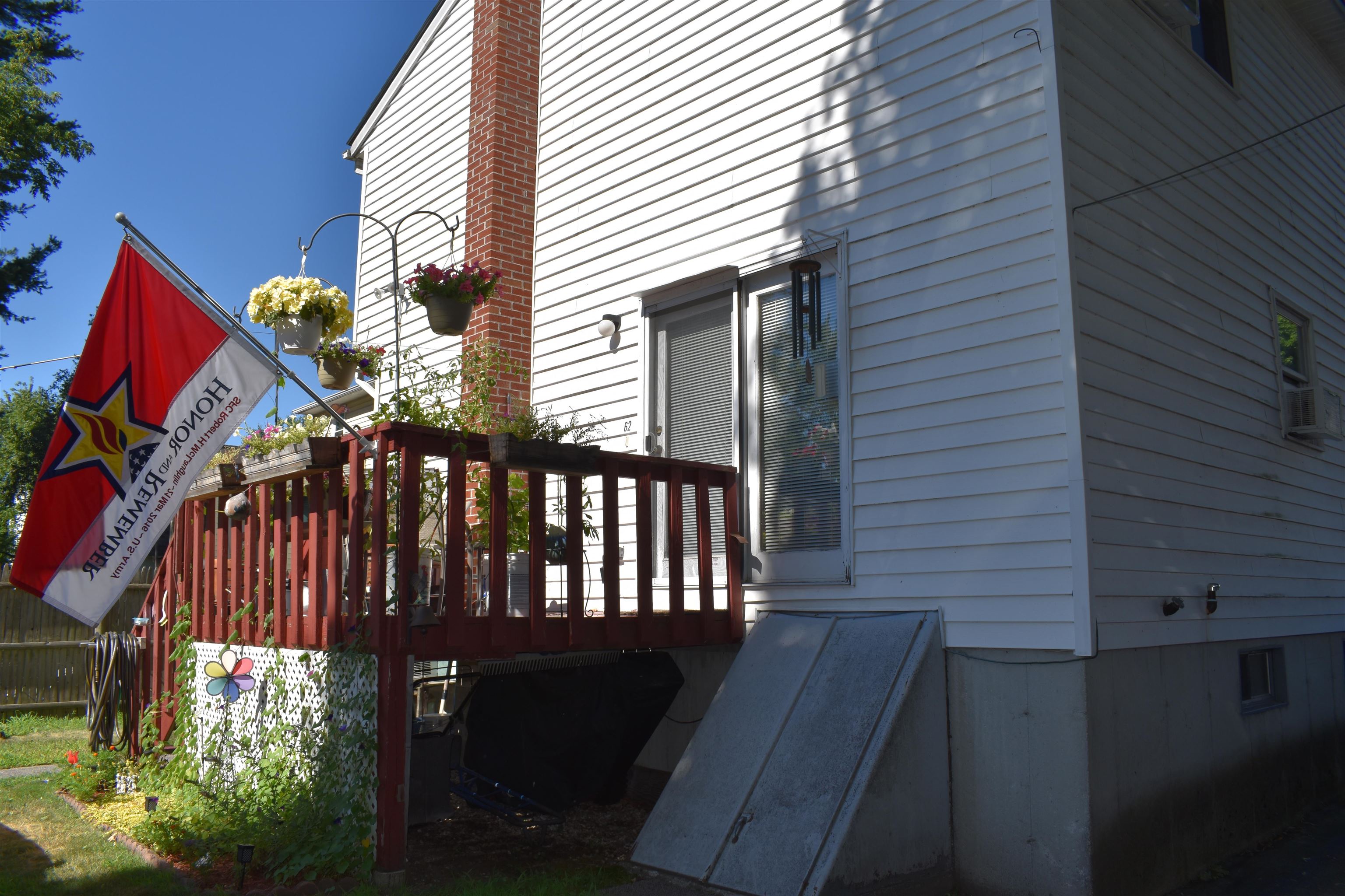 62 Wheelock Street Manchester, NH 03102 - Photo 6 of 14