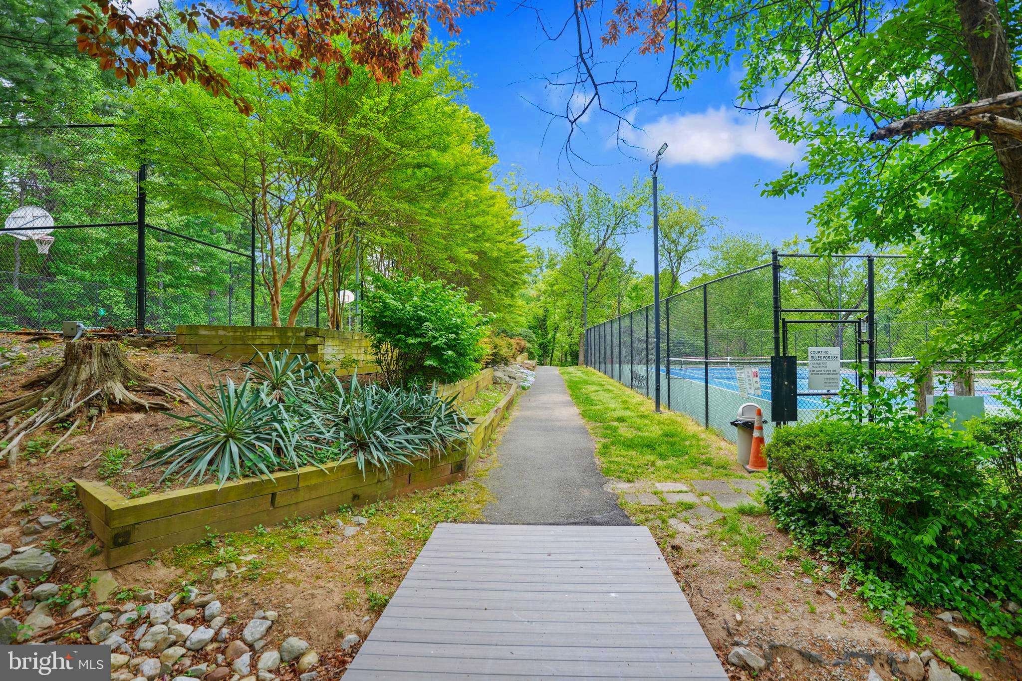 3613 Gunston Road Alexandria, VA 22302 - Photo 18 of 20 a view of a backyard