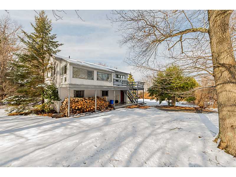 1106 East Shore Road Jamestown, RI 02835 - Photo 8 of 12 Exterior Front.