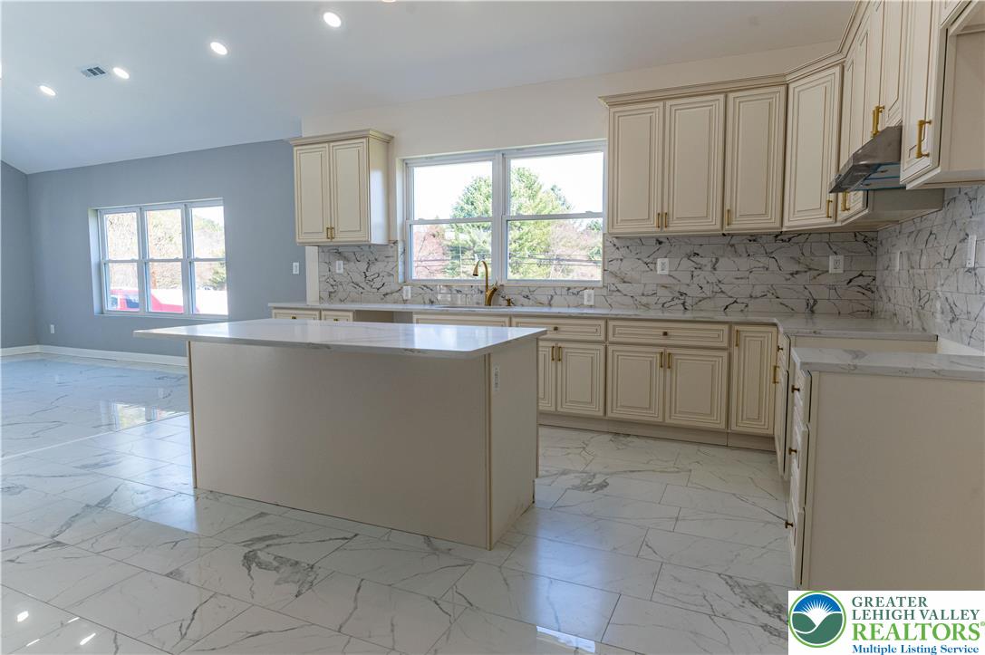601 Fireline Road Bowmanstown, PA 18071 - Photo 6 of 32