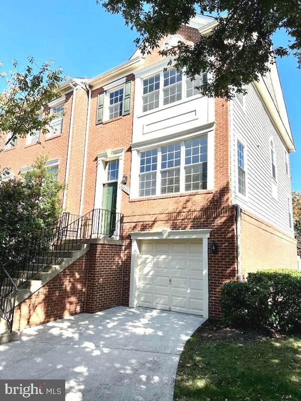 12000 Edgemere Circle, Reston, VA 20190 Compass