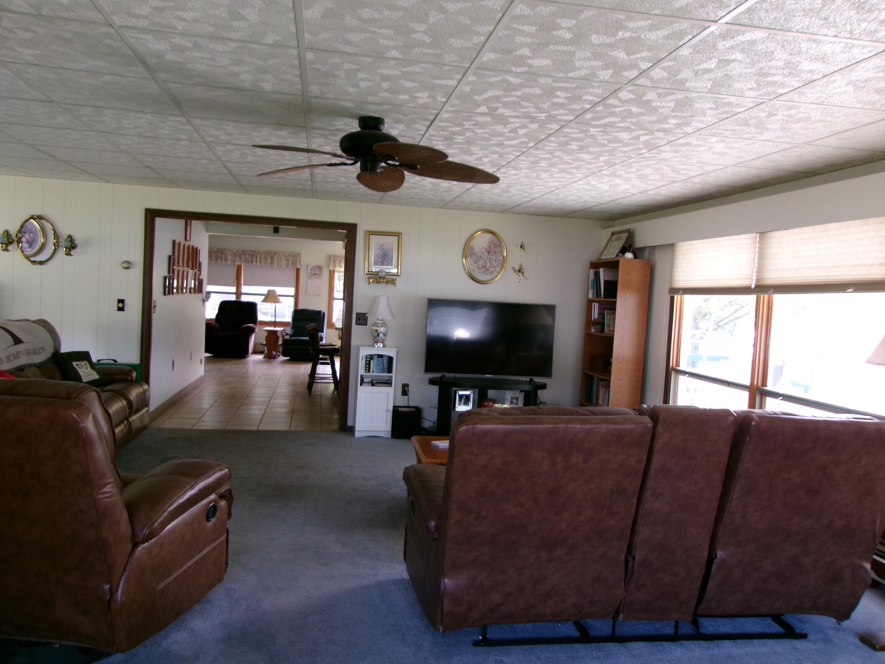 28 Keith Street Livermore, ME 04253 - Photo 24 of 76 Family room