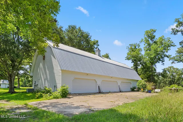 $2,300,000 | 3826 Highway 18, Brandon, MS 39042