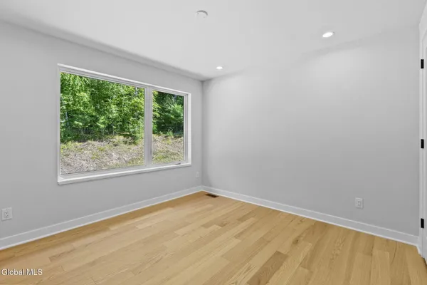$665,000 | 15 Footpath Way, Lake George, NY 12845