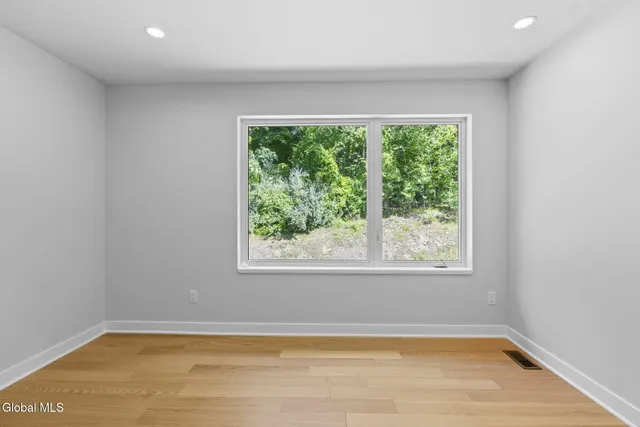 $665,000 | 15 Footpath Way, Lake George, NY 12845