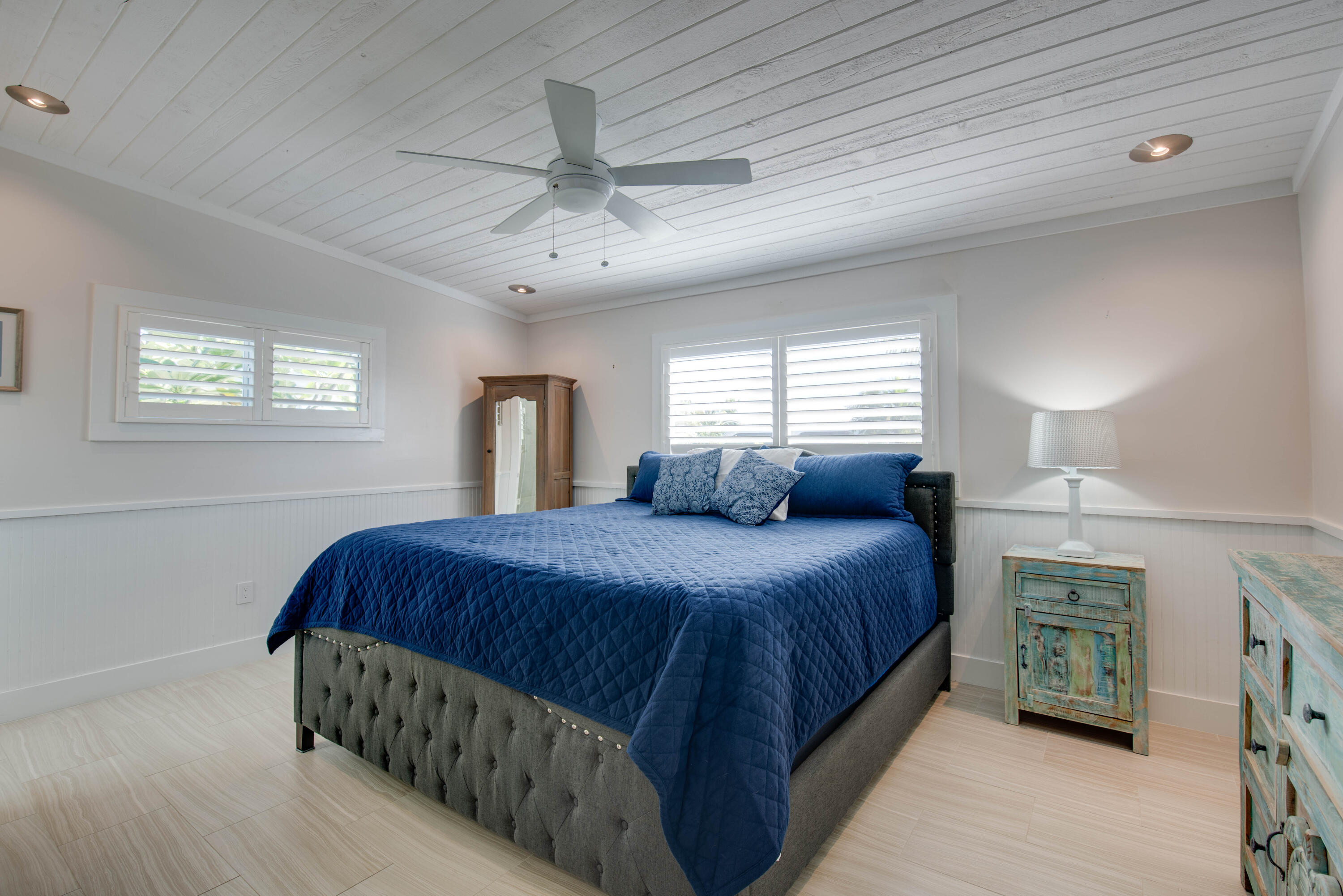 375 Pirates Road Summerland Key, FL 33042 - Photo 12 of 30 Master Bedroom