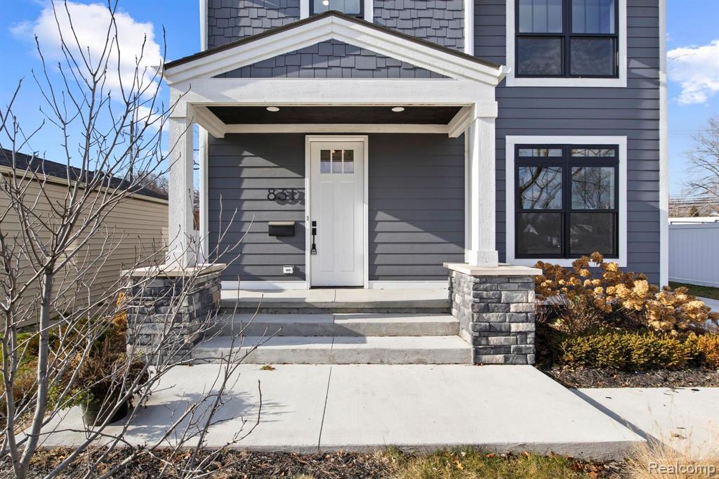 831 North Campbell Road Royal Oak, MI 48067 - Photo 4 of 34