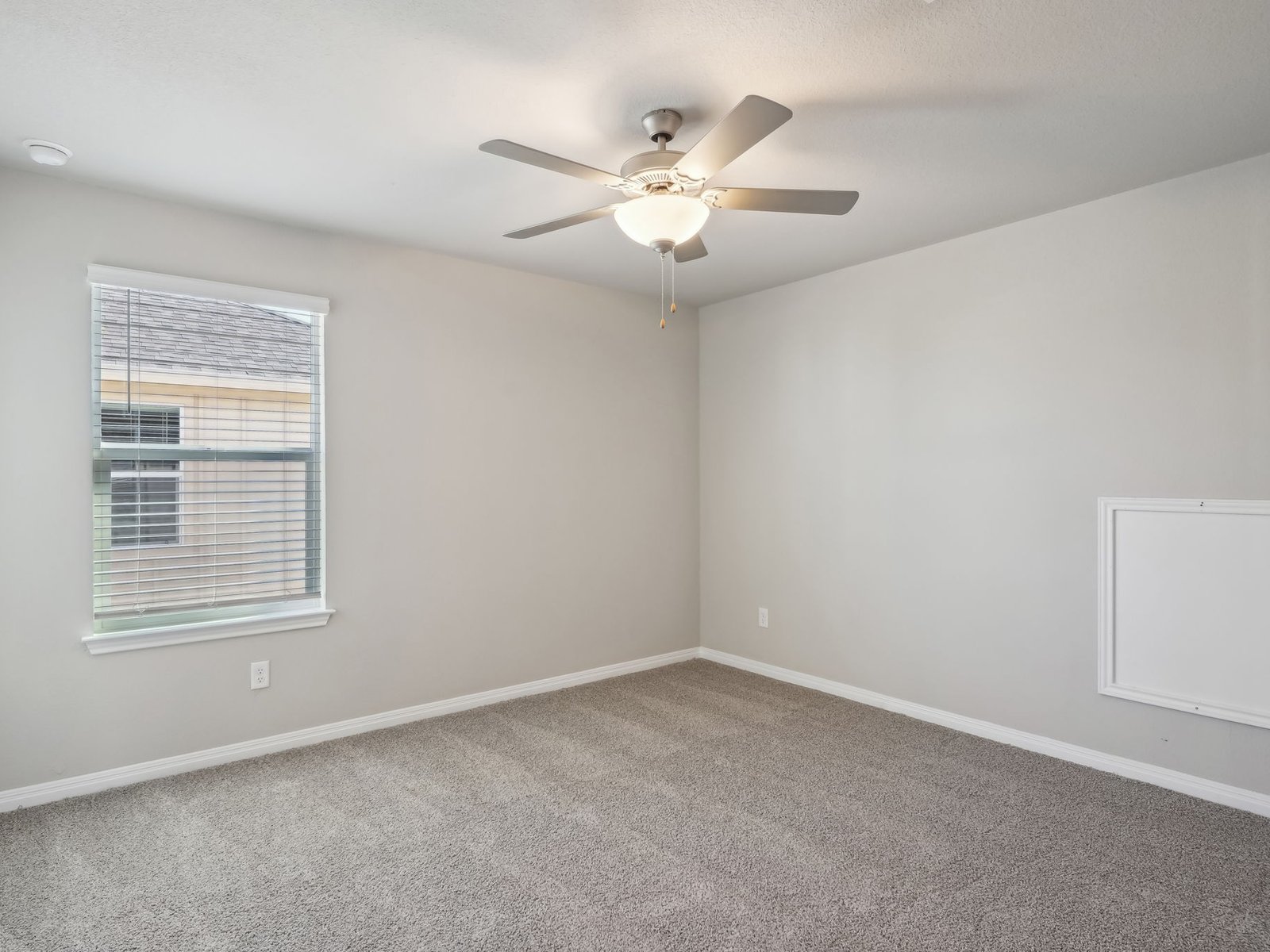 1836 South Main Street Kyle, TX 78640 - Photo 14 of 23 Photo is not of the actual home, but is an inspirational photo of builder’s model home and may depict options, furnishings, and/or decorator features that are not included